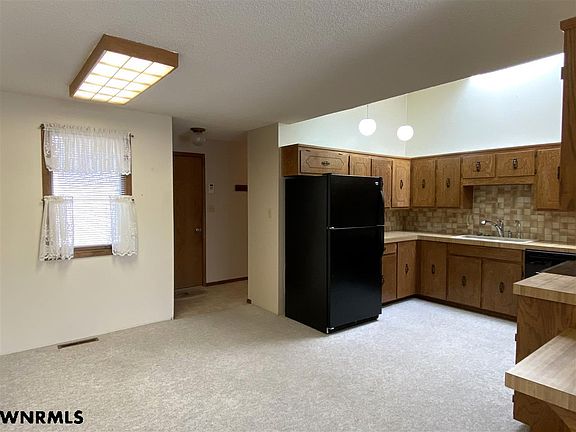 4th image of 3001 18th Ave