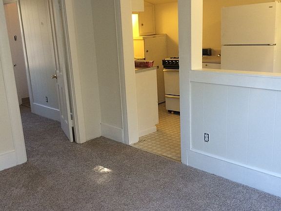3rd image of 961-963 10th St #961