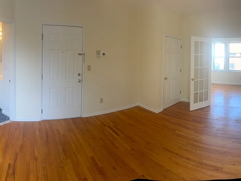 254 Bloomfield Ave #4 — Photo 2
