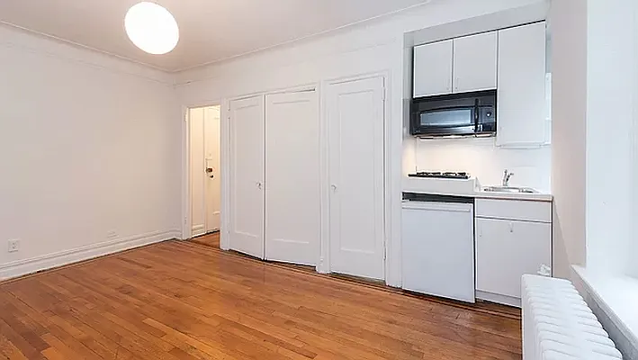 Rented by Garfield Realty  | media 10