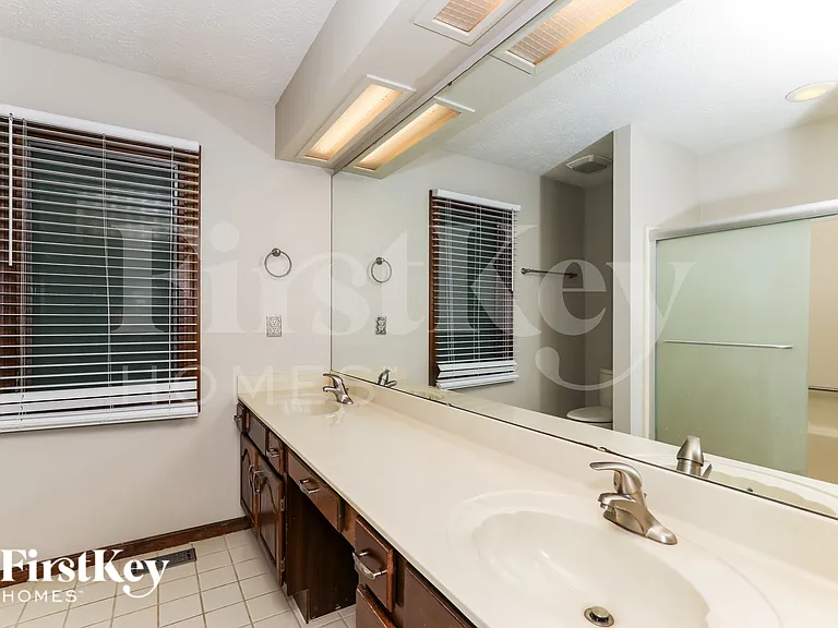 10387 Courageous Dr — Photo 12