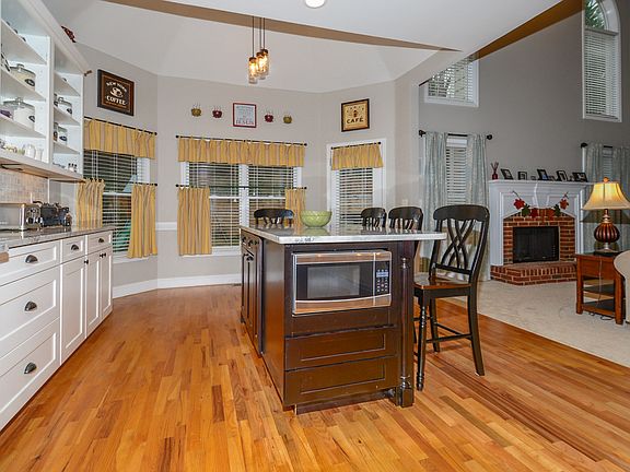 4th image of 115 Wayfair Overlook Dr