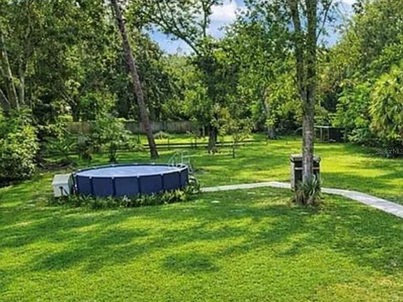 4th image of 11107 Riverview Dr