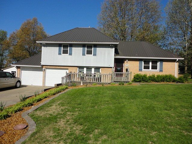 1st image of 117 Golf Cart Dr