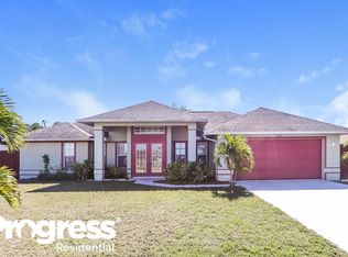 1021 SE 13th Ave, Cape Coral, FL 33990
