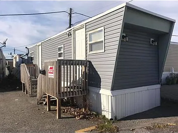 50 Helen Dr, Moonachie, NJ 07074