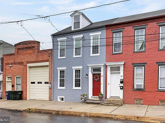 5th image of 325 Cherry St