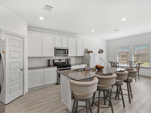 2nd image of 3630 Briar Falls Avenue
