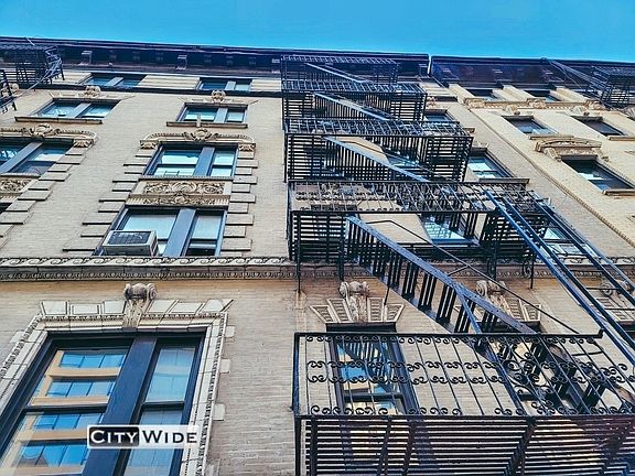5th image of 411 E 70th St #1FE