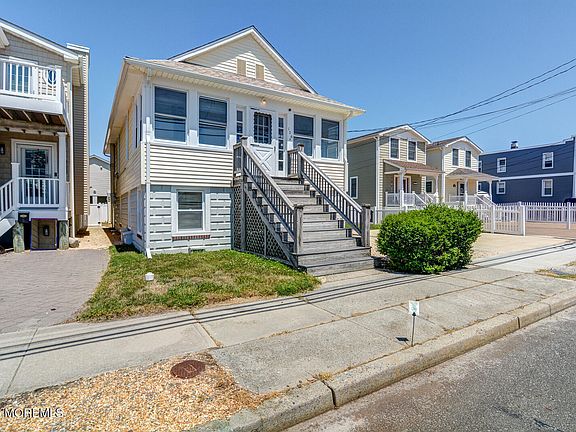 4th image of 126 K Street