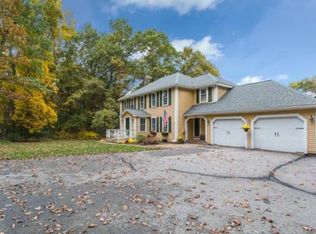 17 High Oaks Path, Groton, MA 01450