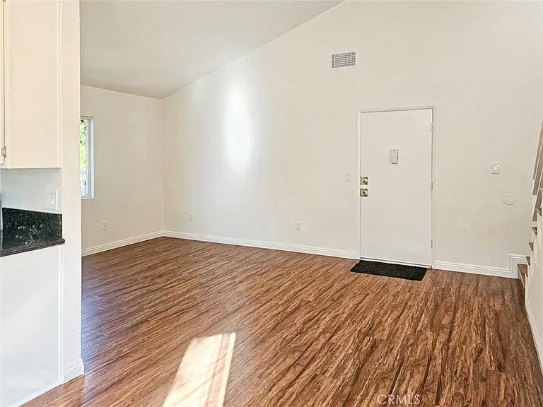 430 E Valencia Ave #D — Photo 5