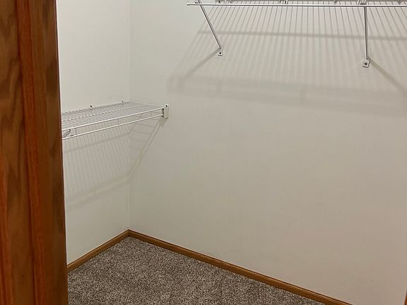 5th image of 1012 Aston Cir