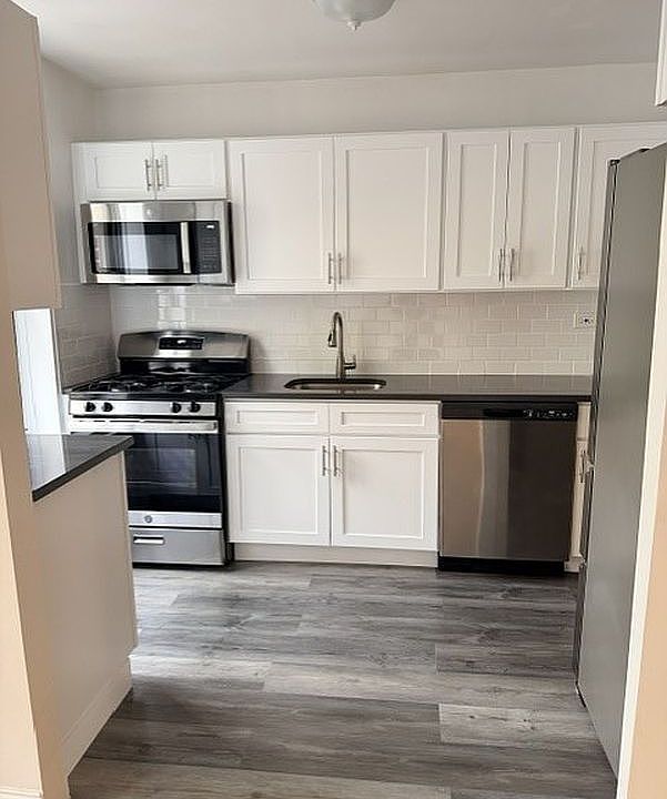 1st image of 282 E 35th St APT 2P