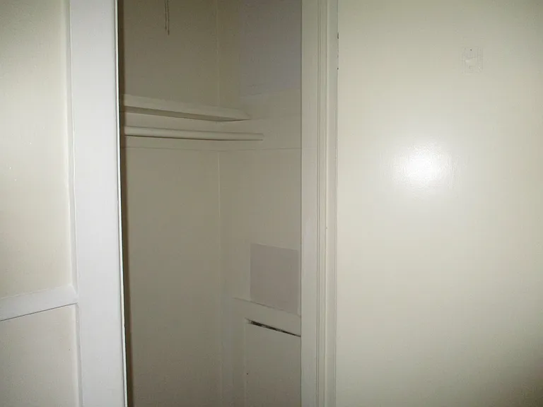 8918 Granby St — Photo 11