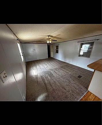5th image of 1096 Sagramore Dr S