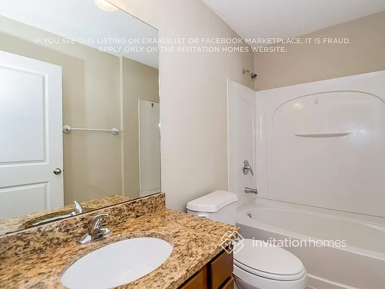 345 N Bellagio Dr — Photo 15
