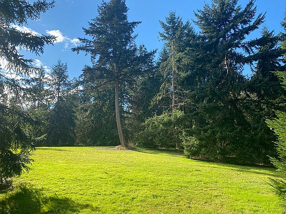 5th image of 2436 Matsen Ln