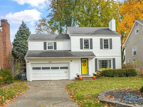 2246 Pemberton Dr, Toledo, OH 43606