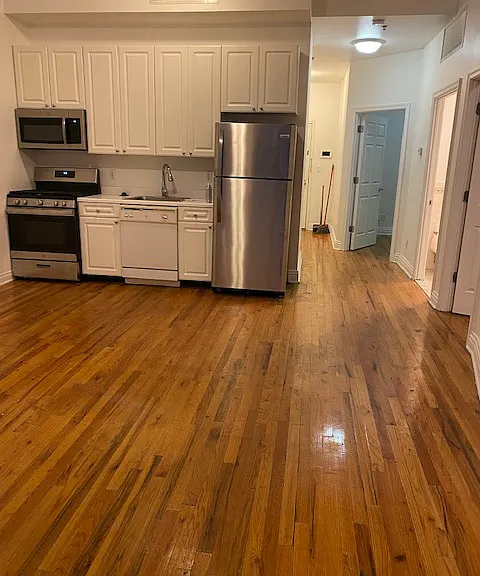21 Maiden Ln #4B — Photo 2