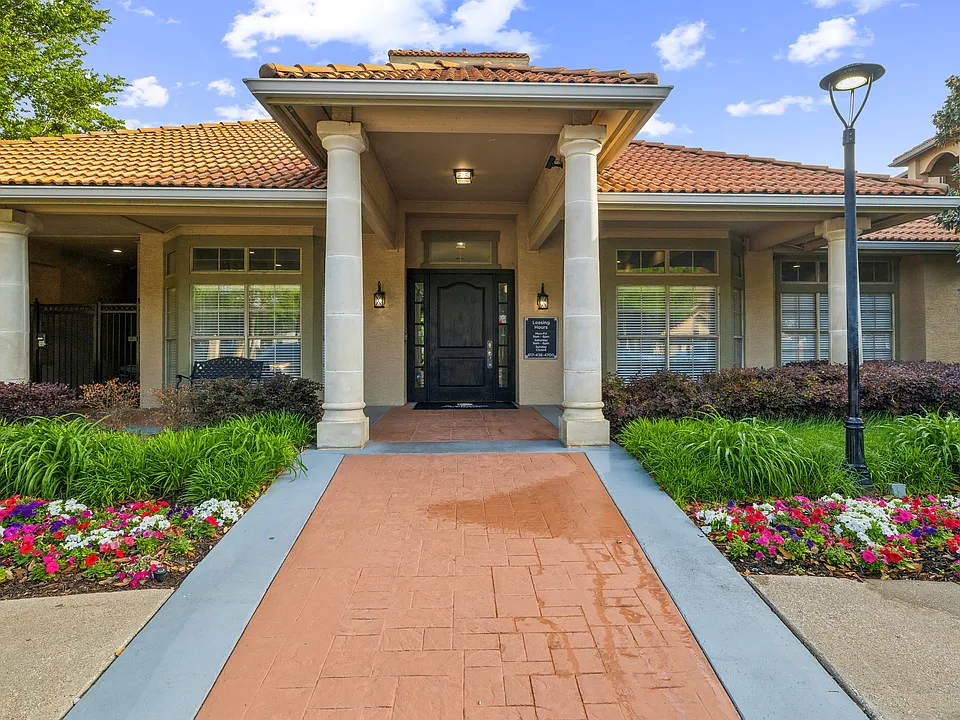 St Andrews at River Park Apartments
