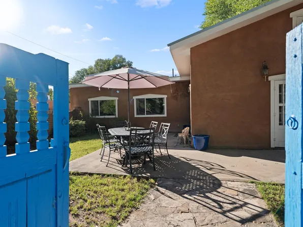 3819-3821 Corrales Rd, Corrales, NM 87048