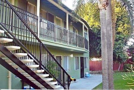 4th image of 4051 College Ave APT 8