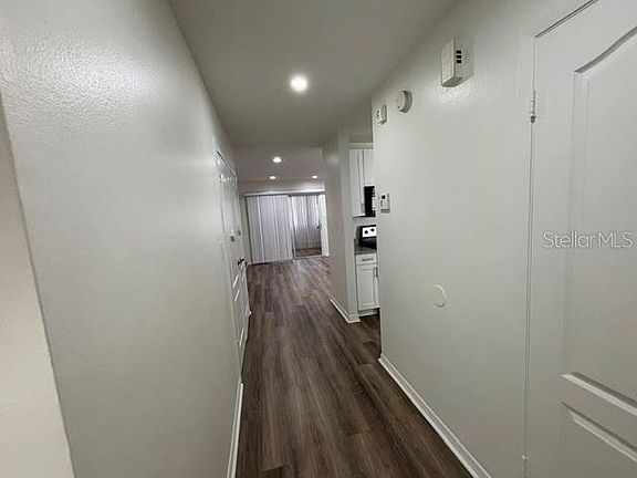 4th image of 11116 ALDERLY COMMONS COURT