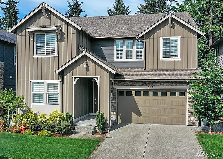 5 bed, 3292 sqft, $1,050 — Photo 3