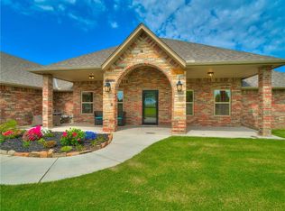35 Lariat St, El Reno, OK 73036