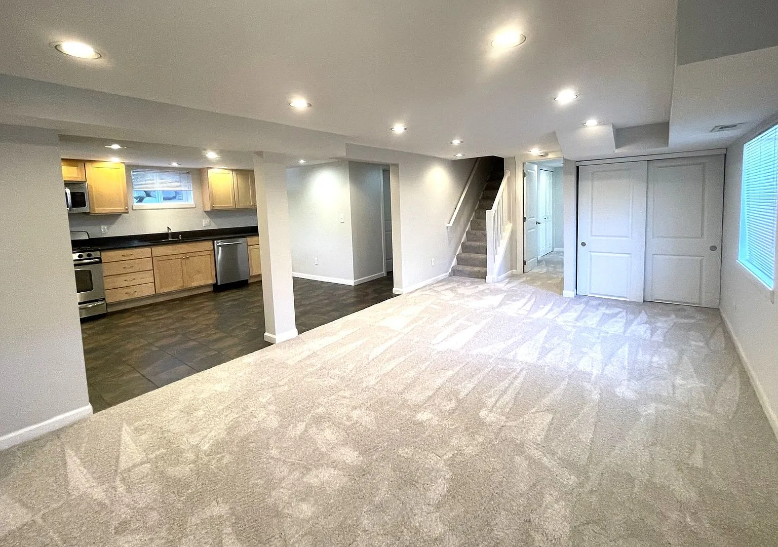 4725 35th Ave SW — Photo 2