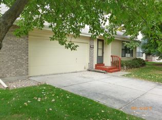 925 Shire Ct, Fort Collins, CO 80526