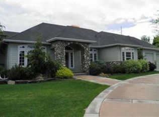 84 N Cove Colony Way, Eagle, ID 83616