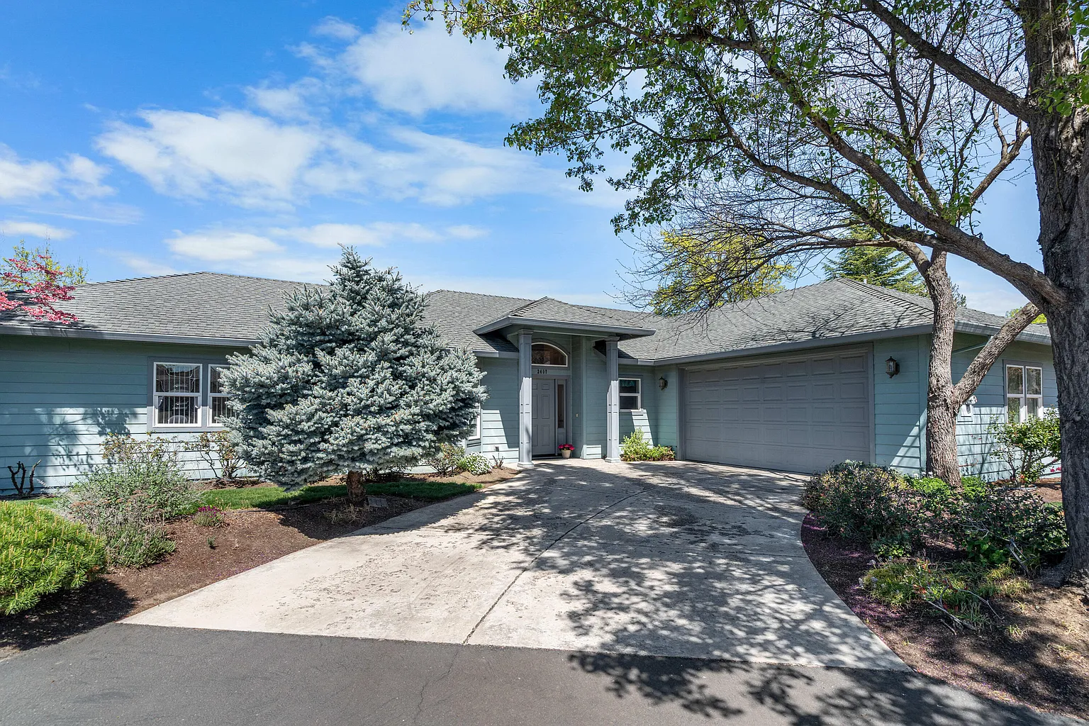 2407 Senate Way photo 1
