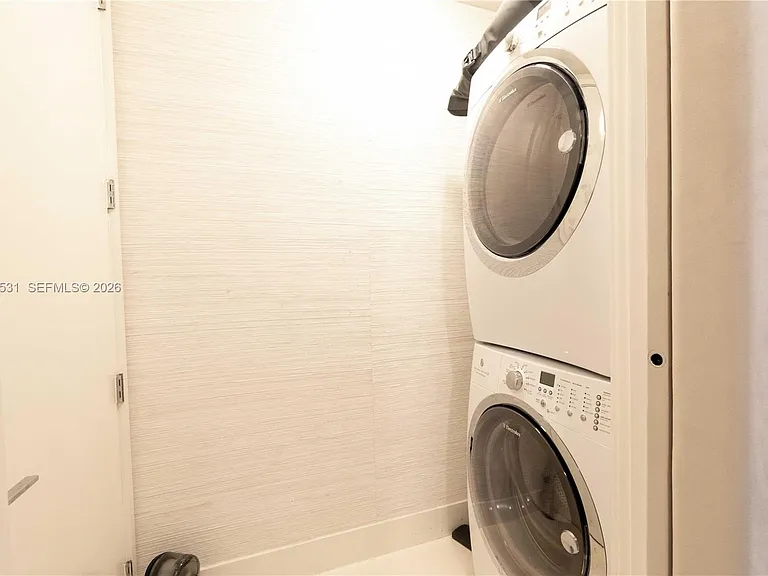 10201 E Collins Ave #1002 — Photo 34