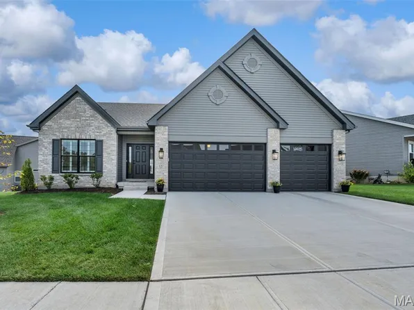 1 Columbia Columbia Mdws, Ofallon, MO 63366