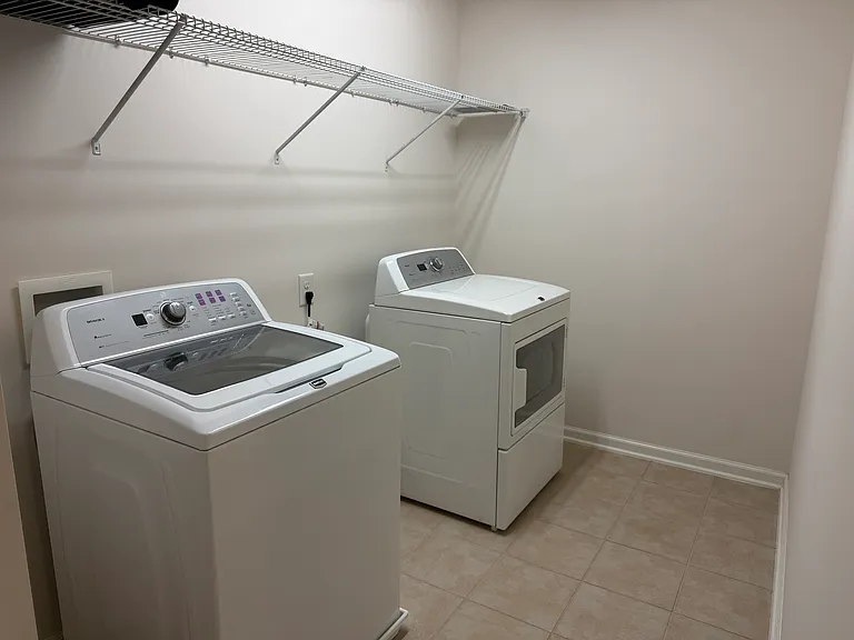 Laundry room (upstairs)