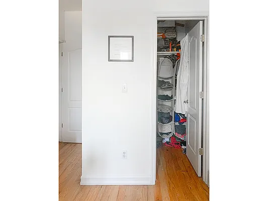 Rented by MySpaceNYC | media 38