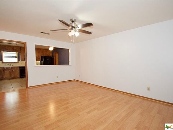 4th image of 127 S Ann St