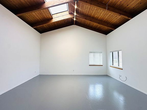 2nd image of 1533 5th St