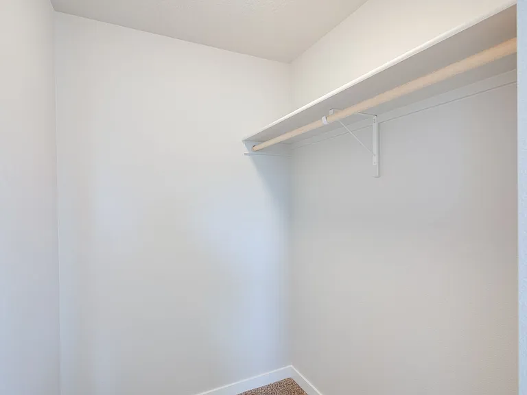 327 S Riggs Spring Ave — Photo 21