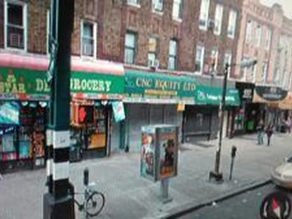 10417 Jamaica Ave, Richmond Hill, NY 11418