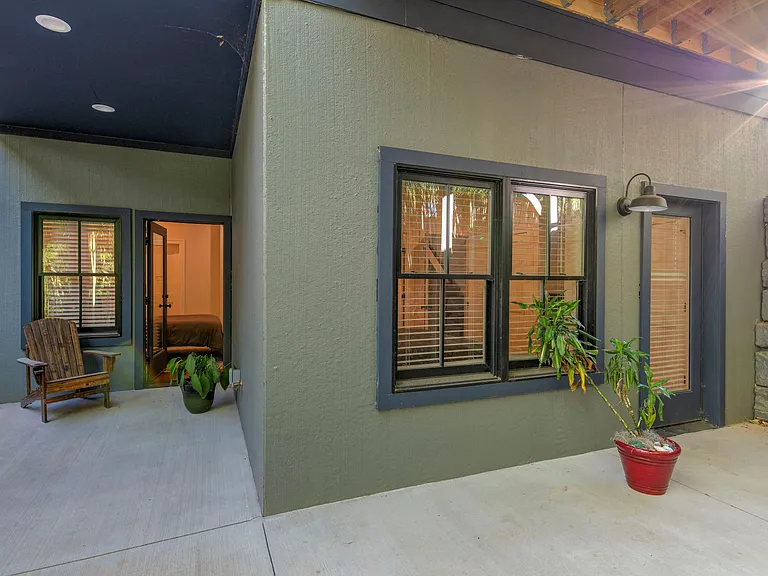 12 Waverly Rd — Photo 22