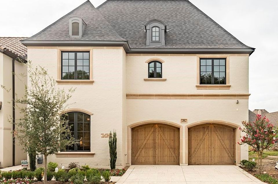 1st image of 64 Fawn Wood Dr