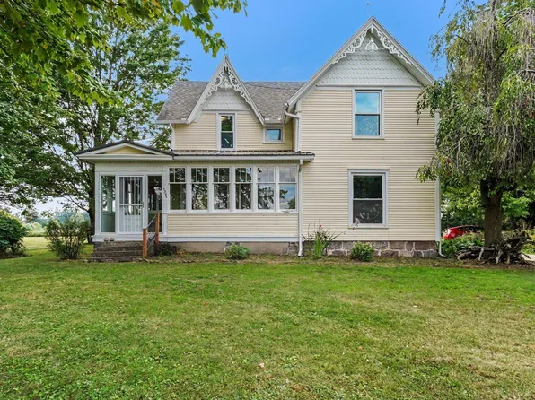 4394 Lake Rd, Greenville, MI 48838