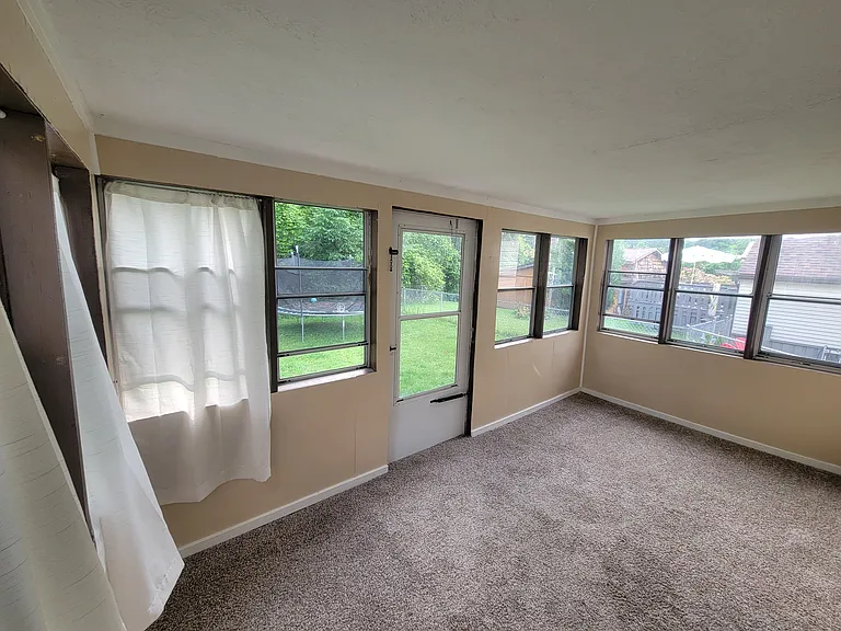 238 Forest Dr — Photo 9