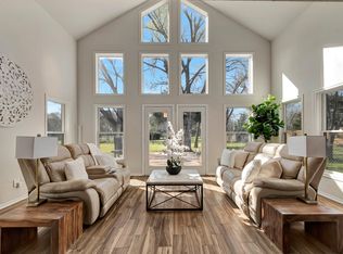 1231 Emerald Cir, Southlake, TX 76092
