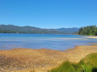 6283 Sechelt Inlet Rd, Sechelt, BC V7Z0L3