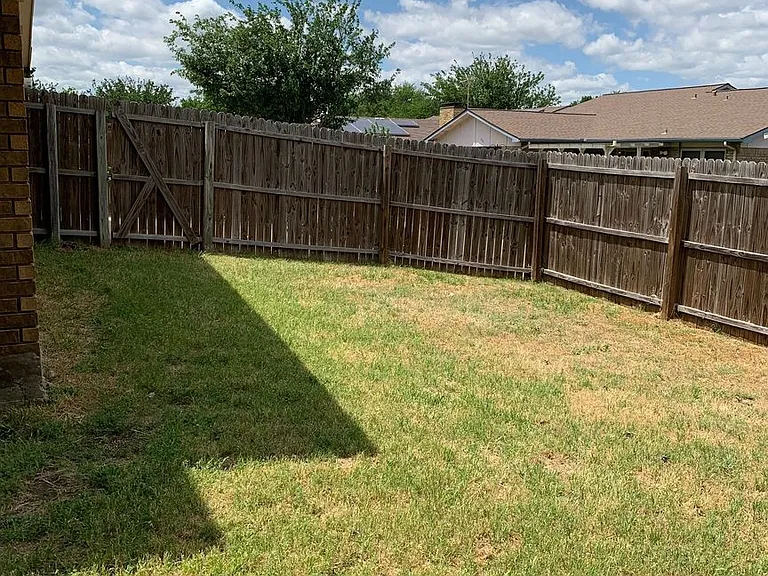 5260 Pruitt Dr — Photo 4