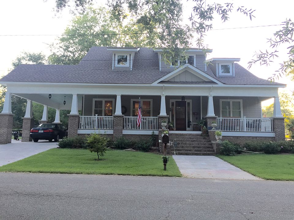 42 Clark St., Senoia